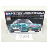 Tamiya Porsche 934 Turbo RSR Vaillant Model Kit