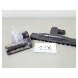 2 Vacuum Accessories / Tools