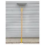 True Temper Thatch Rake