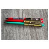 Lot (4) Disneyworld Floaty Pens