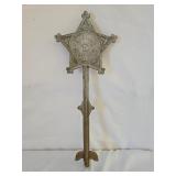 Post 5 Gar - Cast iron star