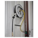 Air hose reel