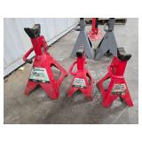 Jack stands