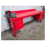 Work bench w/ vise