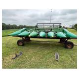 John Deere 693 corn head w/ cart