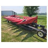 Case IH 2208 corn head w/ cart