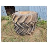 28L - 26 Firestone tires