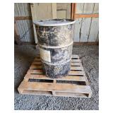 Empty 55gal brum & pallet