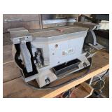 Bench grinder