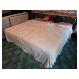 King bed and frame