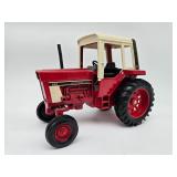 International 986