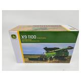 John Deere X9 1100