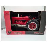 1/8th scale Farmall 400