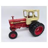 International 1256