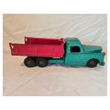 Structo truck