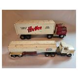 Hy-Vee & COOP semi