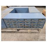 Organizer: bolts, nuts, washers, fittings, clips