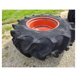 Gleaner combine rear tire 16.9-26
