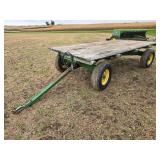 Hay rack w/ hoist
