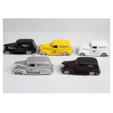 (5) Jada 1/24 1939 Chevy Sedan Delivery Lot