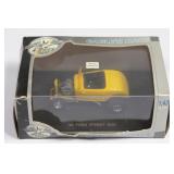 Universal Hobbies 1/43 32 Ford Street Rod Yellow