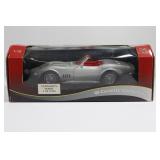Revell 1/18 1969 Corvette Convertible Silver