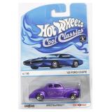 Hot Wheels Cool Classics Spectrafrost 40 Ford Coup
