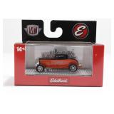 M2 Edelbrock 1932 Ford Three Window Coupe 1/64