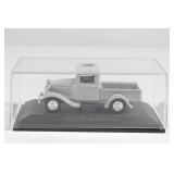 Road Champs 1/43 1934 Ford Pickup Truck Gray