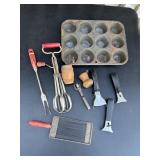 Assorted Vintage Kitchenware Lot