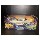 1/18 Muscle Machines Too Cool 58 Impala