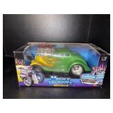 1/18 Muscle Machines Too Cool 41 Willys Coupe