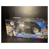 1/18 Muscle Machines Too Cool 33 Ford Coupe