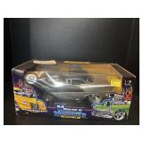 1/18 Muscle Machines Too Cool 56 Olds 88