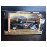 1/24 Motormax 40 Ford Coupe
