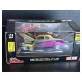 1/24 Racing Champions 40 Ford Coupe