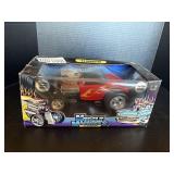 1/18 Muscle Machines - 32 Roadster