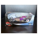 1/18 Hot Wheels Slightly Modified