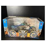 1/10 MM Jesse James West Coast Choppers 1104-10-01