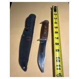 Frost Cutlery Hunting Knife