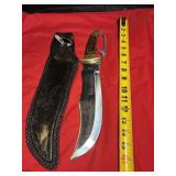 WHITE TAIL Bowie Style Knife