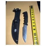 North American Hunting Club Knife