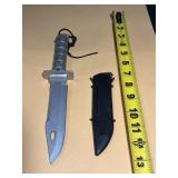 Frost Cutlery Survival Knife