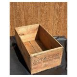Vintage Pratts Poultry Food Wooden Crate