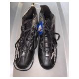 New Mens Reebok Football Cleats- Size 11