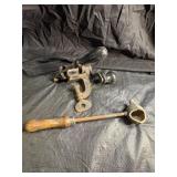 Antique Shotgun Shell Reloader / Metal Scoop Lot