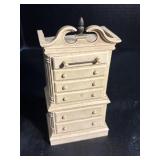Vintage Chest and Drawers Furniture Bank