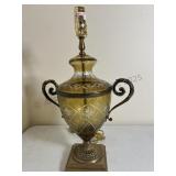 Vintage ETHAN ALLEN Amber Glass Urn Table Lamp