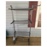 Metal & Plastic Clothes Rack