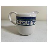 Vintage PFLATZGRAFF Ceramic Creamer